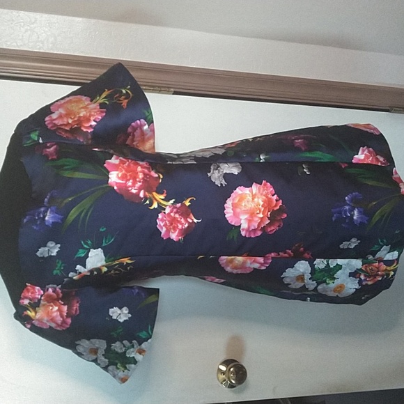 Lara Fashions ladies size small party dress, navy with floral pattern - Picture 1 of 9